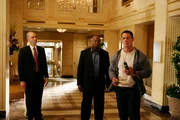 v.li.: Ray Santiago (Gonzalo Menendez), George Aiken (Steve Harris) und Danny Fisher (John Cena)