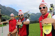 Heuskifahren Skilehrer Christian Gsch&ouml;sser (m.) mit Hannes und Lukas
