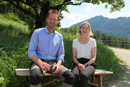 Portrait von Speckproduzenten Ehepaar Annemarie und Peter Moser
