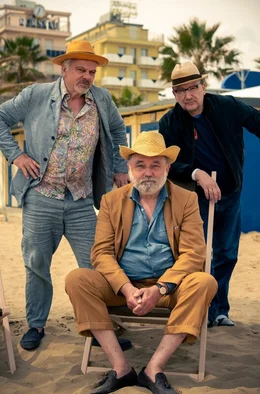 Titelmotiv/Presseheft - Die drei Freunde Edgar (Bernhard Sch&uuml;tz, li.), Helmut (Karl Fischer, Mitte) und Peter (Reiner Bock) reisen nach Rimini