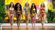 LOVE ISLAND USA -- Episode 719 -- Pictured: (l-r) Jaden Dugger, Courtney "CoCo" Watson, Gracyn Blackmore, Clarke Carraway, Savanna "Vanna" Einerson