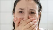 Sarah Brandt (Sibel Kekilli) ist immer noch traumatisiert und hat Todesangst. Sarah Brandt (Sibel Kekilli) ist immer noch traumatisiert und hat Todesangst.