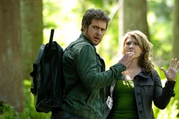 Eric Fox (AJ Buckley) und Brooke Kelvin (Jewel Saite, r.) begeben sich auf die Suche nach dem Geheimnis der Maya.