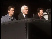 Jesse (Charlie Sclatter, l.), Mark (Dick Van Dyke, M.) und Steve (Barry Van Dyke, r.) stellen den Erpressern eine verlockende Falle ... Jesse (Charlie Sclatter, l.), Mark (Dick Van Dyke, M.) und Steve (Barry Van Dyke, r.) stellen den Erpressern eine verlockende Falle ...