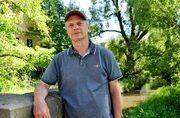 Mathias Scholz vom UFZ Leipzig erforscht in einem EU-Projekt, wie Flussauen ihre Schwammfunktion zurückbekommen können. Mathias Scholz vom UFZ Leipzig erforscht in einem EU-Projekt, wie Flussauen ihre Schwammfunktion zurückbekommen können.