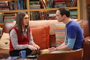 Es ist Valentinstag, und Amy (Mayim Bialik, l.) hat eine ganz besondere Überraschung für Sheldon (Jim Parsons, r.) ... Es ist Valentinstag, und Amy (Mayim Bialik, l.) hat eine ganz besondere Überraschung für Sheldon (Jim Parsons, r.) ...