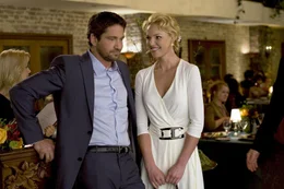 Kampf der Geschlechter: Abby (Katherine Heigl, r.) und Mike (Gerard Butler, l.) ...