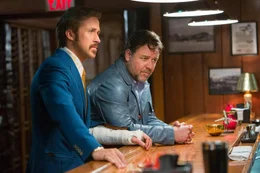 Holland March (Ryan Gosling, l.); Jackson Healy (Russell Crowe, r.)