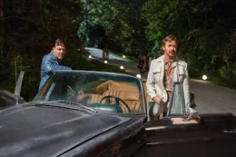 Jackson Healy (Russell Crowe, l.); Holland March (Ryan Gosling, r.)