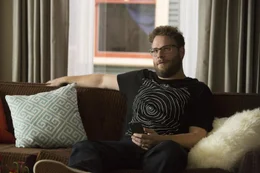 Mac Radner (Seth Rogen)