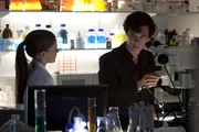 Molly Hooper (Louise Brealey) und Sherlock Holmes (Benedict Cumberbatch) Molly Hooper (Louise Brealey) und Sherlock Holmes (Benedict Cumberbatch)