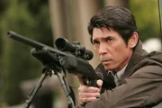 L.A. wird von einem Heckensch&uuml;tzen heimgesucht. Don zieht sofort Charlie und einen Heckensch&uuml;tzenausbilder aus Quantico namens Agent Edgerton (Lou Diamond Phillips) zu Rate ...