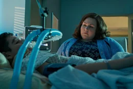 Joyce Smith (Chrissy Metz)