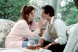 Diane (Kirstie Alley, l.) und Roger (Steve Guttenberg, r.) kommen sich endlich n&auml;her. Amanda und Alyssa sehen sich schon am Ende ihrer Tr&auml;ume - doch dann geht Roger auf Abstand ...