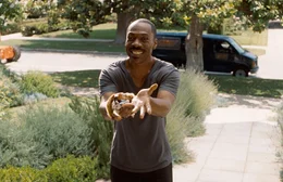Schweigen ist Gold: Nachdem Jack McCall (Eddie Murphy) einen neuen Auftrag angenommen hat, muss er pl&ouml;tzlich sein ganzes Leben umstellen. Doch das wird schwerer, als er dachte ...