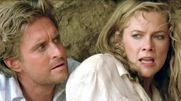 Abenteurer Jack Colton (Michael Douglas) und Autorin Joan Wilder (Kathlee Turner) m&uuml;ssen ihr n&auml;chstes Abenteuer bestehen.