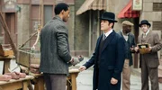 Nate Desmond (Jordan Johnson-Hinds, l.), Detective William Murdoch (Yannick Bisson, r.).