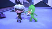 L-R: Luna Girl, Gekko