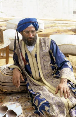 Al-Julhara (Avner Eisenberg)  +++ Die Verwendung des sendungsbezogenen Materials ist nur mit dem Hinweis und Verlinkung auf RTL+ gestattet. +++