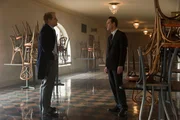 L-R: John Sculley (Jeff Daniels), Steve Jobs (Michael Fassbender)