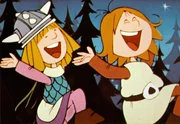 Wickie, ein Junge aus dem Wikingerdorf, ist aus Ängstlichkeit vorsichtig und pfiffig geworden. Er begleitet eine Wikingergruppe auf ihren Raubzügen und wird jeweils durch seine Fähigkeiten zum Helden. Wickie, ein Junge aus dem Wikingerdorf, ist aus Ängstlichkeit vorsichtig und pfiffig geworden. Er begleitet eine Wikingergruppe auf ihren Raubzügen und wird jeweils durch seine Fähigkeiten zum Helden.