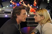 Noch genießen Tom (Patrick Kalupa, l.) und Anna (Jeanette Biedermann, r.) ihre Reise ... Noch genießen Tom (Patrick Kalupa, l.) und Anna (Jeanette Biedermann, r.) ihre Reise ...
