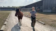 Lena rennt mit Pferd Prakkari. Lena rennt mit Pferd Prakkari.