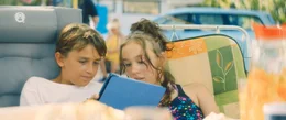 Milan (Valentin Thatenhorst), Mila (Aennie Lade).