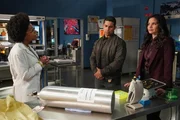 (v.l.n.r.) Kasie Hines (Diona Reasonover); Nick Torres (Wilmer Valderrama); Jessica Knight (Katrina Law) (v.l.n.r.) Kasie Hines (Diona Reasonover); Nick Torres (Wilmer Valderrama); Jessica Knight (Katrina Law)