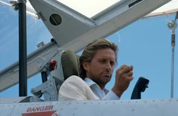 Ein Jahr nach ihrem Abenteuer in Kolumbien beginnt die Beziehung zwischen Joan und Jack (Michael Douglas) zu br&ouml;ckeln.  +++ Die Verwendung des sendungsbezogenen Materials ist nur mit dem Hinweis und Verlinkung auf RTL+ gestattet. +++