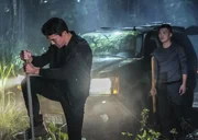 Adam Noshimuri (Ian Anthony Dale, l.); Endo (John Harlan Kim, r.)