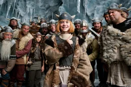 Das neue Ziel der Wikinger ist es, sich den "Schatz der G&ouml;tter"  unter den Nagel zu rei&szlig;en. Doch der einzige der genug Gripps daf&uuml;r zu haben scheint, ist Wickie (Jonas H&auml;mmerle). Kann er die Bande sicher ans Ziel bringen und den wertvollen Schatz mit nach Hause nehmen?