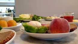 Viel Gem&uuml;se und Obst geh&ouml;rt bei fast allen Di&auml;ten dazu.