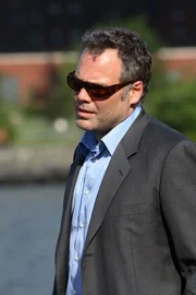 Det. Robert Goren (Vincent D'Onofrio) sucht den M&ouml;rder eines bekannten Historikers und Beststellerautors, der vergiftet in seinem Bett aufgefunden wurde.