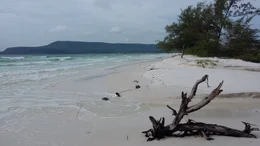 Die Insel Koh Rong - mit dem Boot von Sihanoukville zu den Traumstr&auml;nden des Rucksackparadieses.
