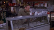 Doug Heffernan (Kevin James) besorgt Arthurs Lieblingseis... Doug Heffernan (Kevin James) besorgt Arthurs Lieblingseis...