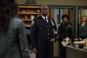 BROOKLYN NINE-NINE -- "Johnny And Dora" Episode 223 -- Pictured: Andre Braugher as Captain Ray Holt. BROOKLYN NINE-NINE -- "Johnny And Dora" Episode 223 -- Pictured: Andre Braugher as Captain Ray Holt.
