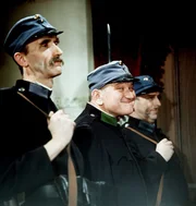 Fritz Muliar (mi.), Komparserie. Fritz Muliar (mi.), Komparserie.