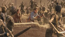 L-R: Evelyn O'Connell (Maria Bello) und Rick O'Connell (Brendan Fraser)