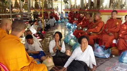 Tempelfest in Battambang - wenn im Oktober Vollmond ist, feiern die Menschen das Ende der Regenzeit.