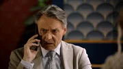 Gerner (Wolfgang Bahro) kann nicht glauben, dass Nina hinter den Morden steckt.