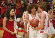 Vanessa Anne Hudgens, Corbin Bleu, Zac Efron