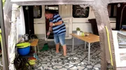 Auch beim Camping gibt es Hausarbeit für Sascha... Auch beim Camping gibt es Hausarbeit für Sascha...
