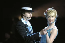 L-R: Ryan Evans (Lucas Grabeel) und Sharpay Evans (Ashley Tisdale)