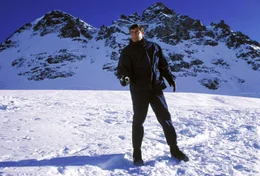 James Bond (George Lazenby)