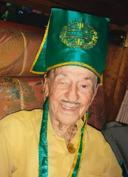 Fahrgast im Eastern and Oriental Express - Lloyd Tuckle, 97, weltreisender Millionär aus den USA. Fahrgast im Eastern and Oriental Express - Lloyd Tuckle, 97, weltreisender Millionär aus den USA.