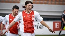 Zlatan Ibrahimovic (Granit Rushiti), der in Schweden geborene Sohn von Einwanderern aus dem Balkan, wird nach einer schweren Kindheit zu einem meisterhaften Fu&szlig;ballspieler, der mehrere Jahrzehnte lang in den besten Ligen der Welt spielte.