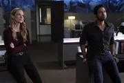 Jennifer Jareau (A.J. Cook, l.); Luke Alvez (Adam Rodriguez, r.) Jennifer Jareau (A.J. Cook, l.); Luke Alvez (Adam Rodriguez, r.)