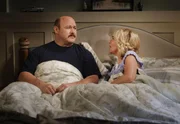 Jim McAllister (Will Sasso, l.); Audrey McAllister (Rachel Bay Jones, r.) Jim McAllister (Will Sasso, l.); Audrey McAllister (Rachel Bay Jones, r.)