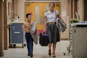 Sheldon (Iain Armitage, l.); Mary (Zoe Perry, r.) Sheldon (Iain Armitage, l.); Mary (Zoe Perry, r.)